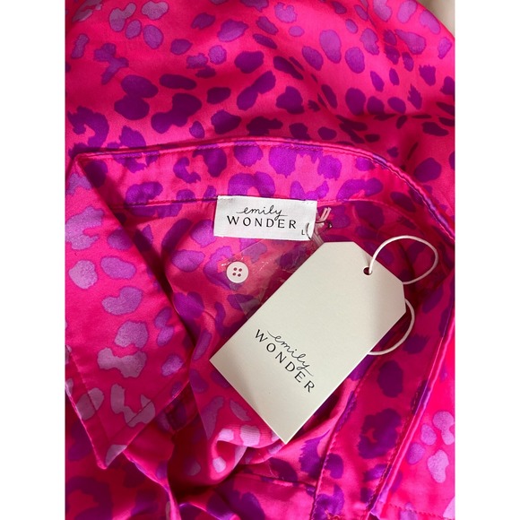 Emily Wonder Pink Animal Print Button Up Long Sleeve Chest Pocket Women's L NWT - Picture 6 of 7